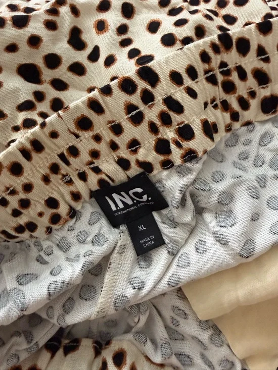 INC - Picture 3 of 3